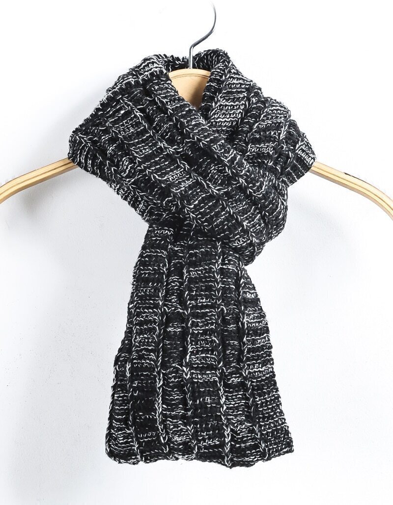 Cable Knit Black Scarve