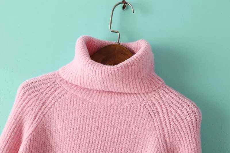 Turtleneck Dip Hem Split Side Pink SweaterFor Womenromwe