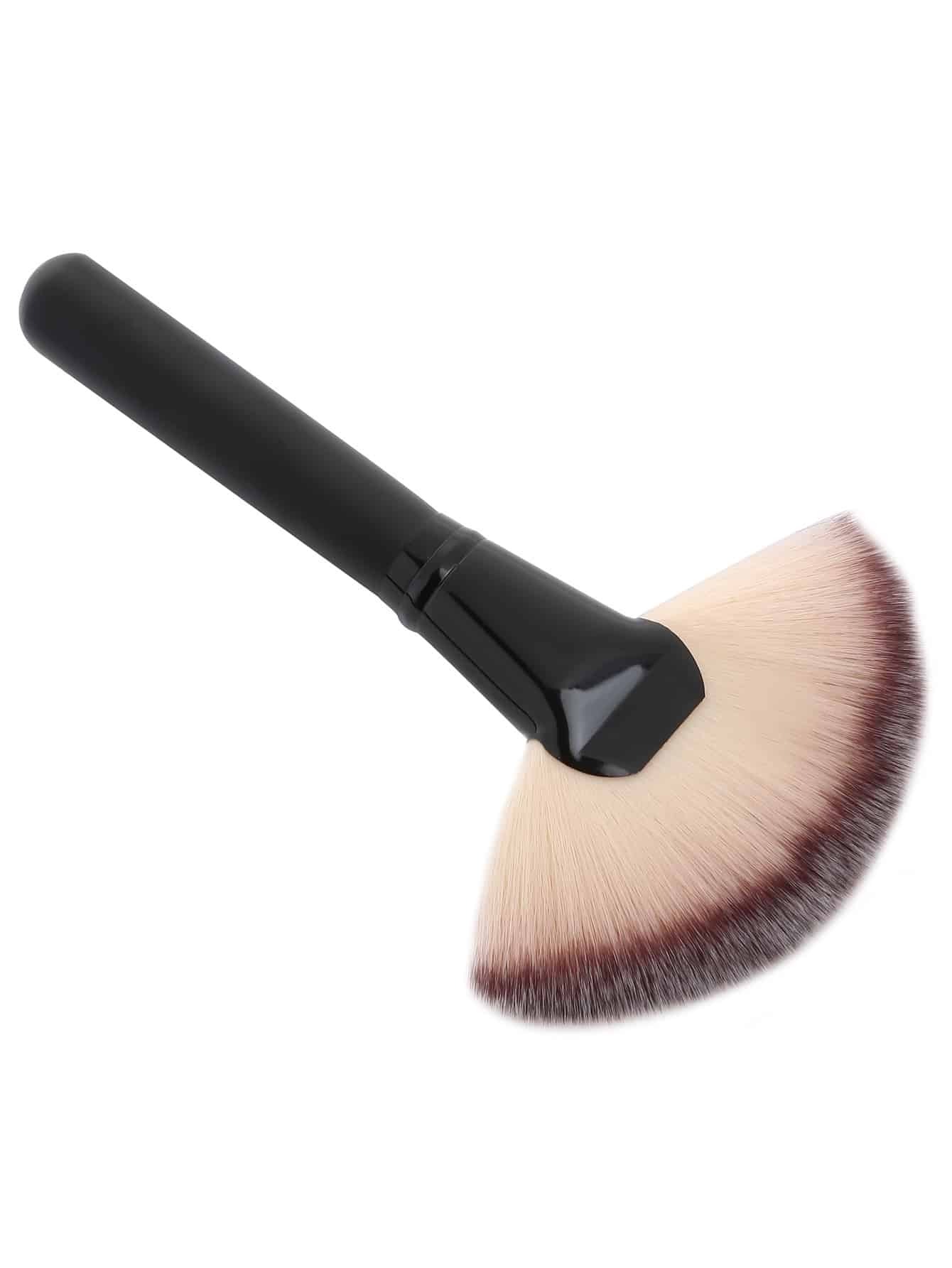 Fan-shaped Powder Brush