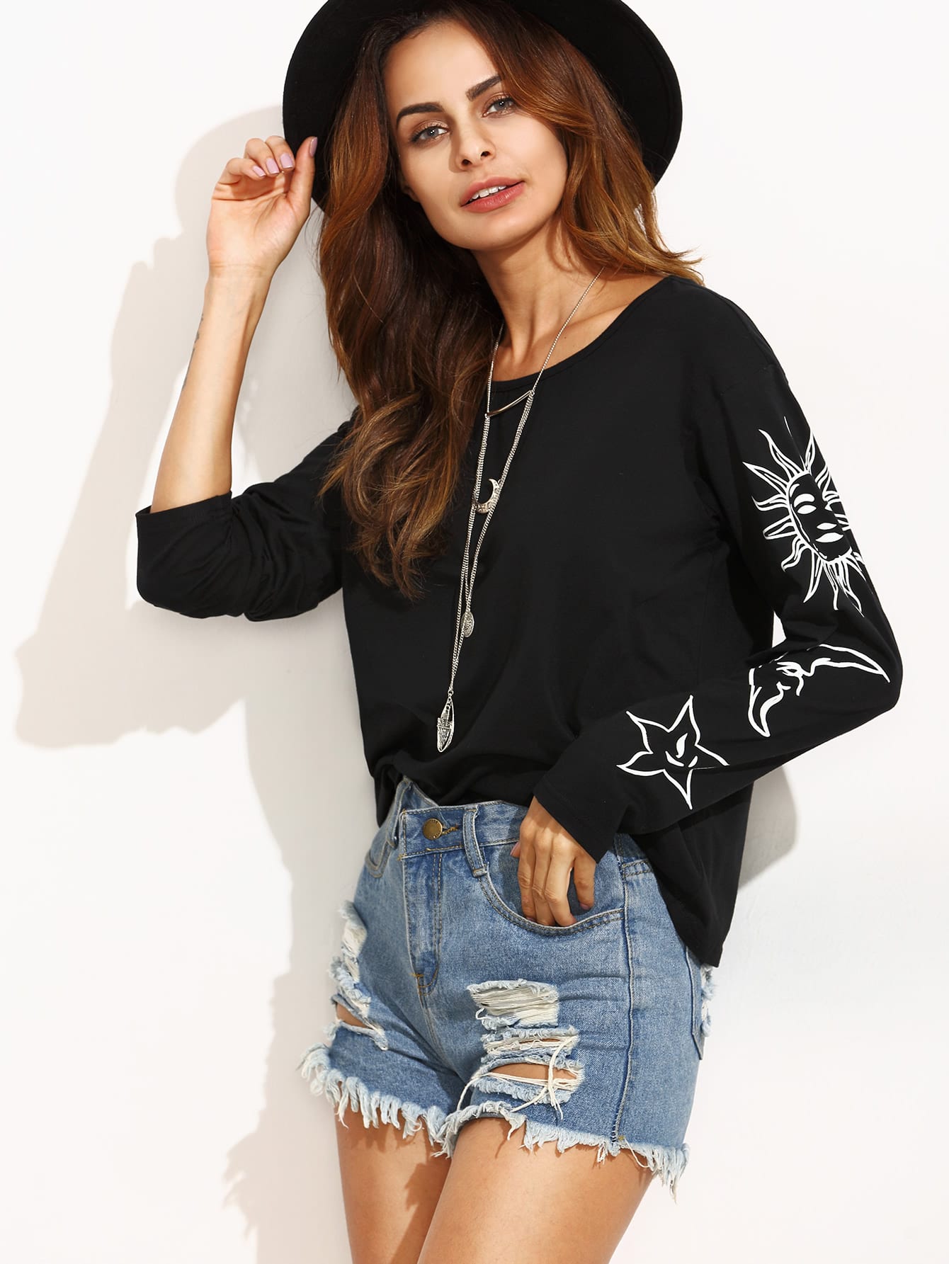 Black Print Round Neck Long Sleeve T-shirt