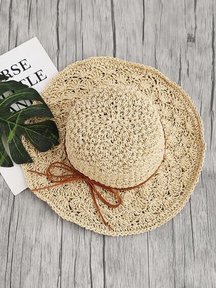 Sombrero playero de paja con lazo 